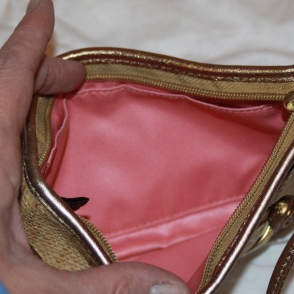 COACH Khaki/Brown Basketweave Wristlet with Floral - Picture 5 of 5